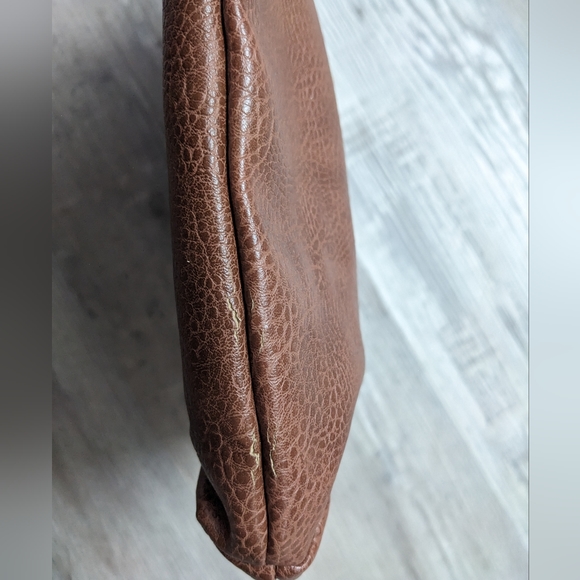 NWT Marc Fisher women's crossbody purse handbag, saddle brown gold tone - Picture 13 of 13